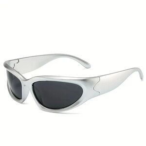 Stylish Silver Sunglasses New